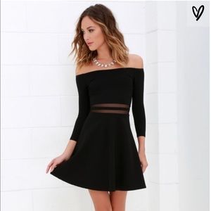 YES TO THE MESH LULU’S DRESS